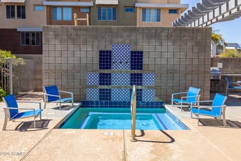 6605 93rd Ave #1030, Glendale, AZ 85305