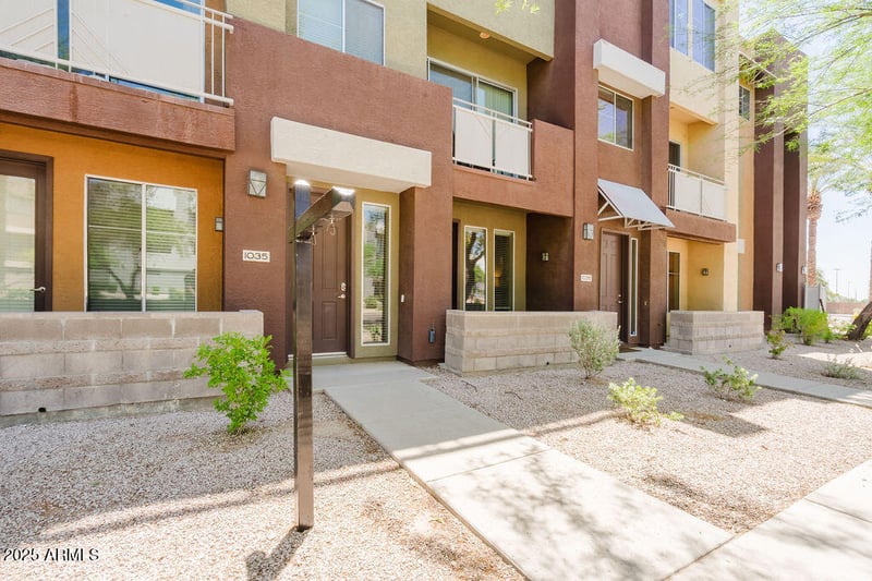 6605 93rd Ave #1035, Glendale, AZ 85305