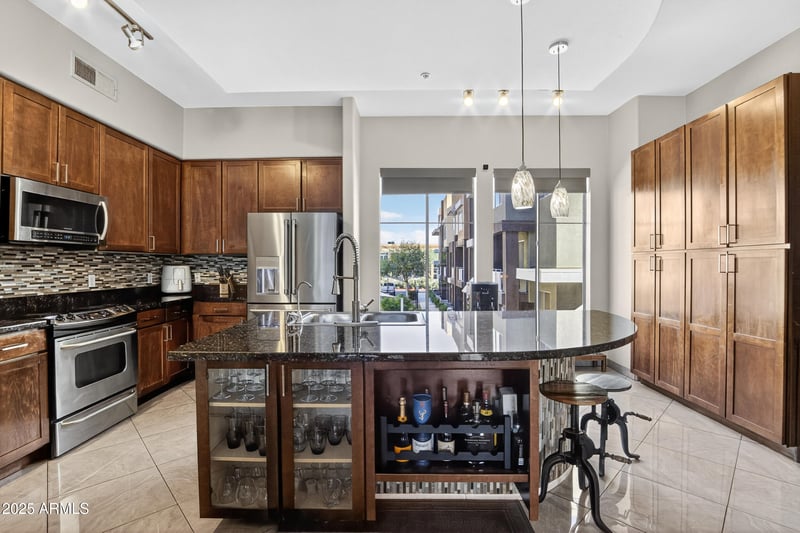 6605 93rd Ave #1079, Glendale, AZ 85305