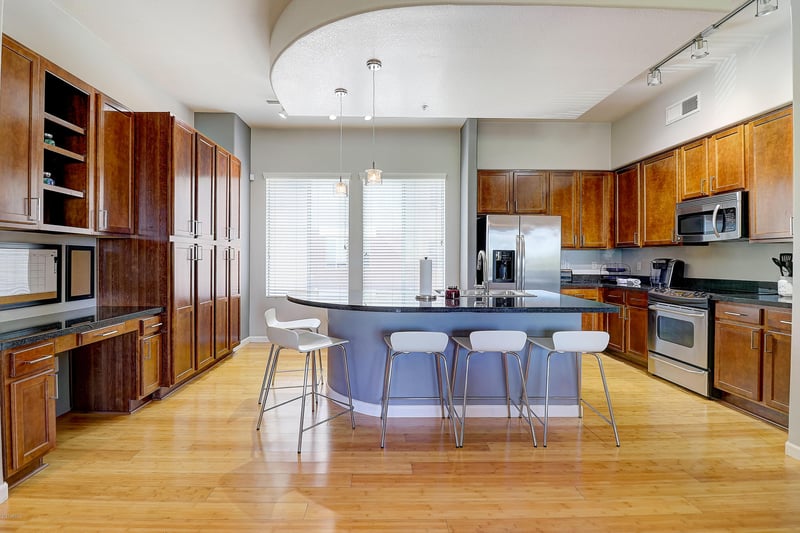 6605 N 93rd Ave #1043, Glendale, AZ 85305