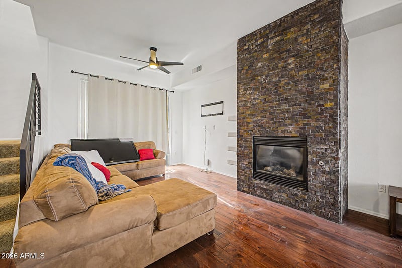 6605 N 93rd Ave #1050, Glendale, AZ 85305