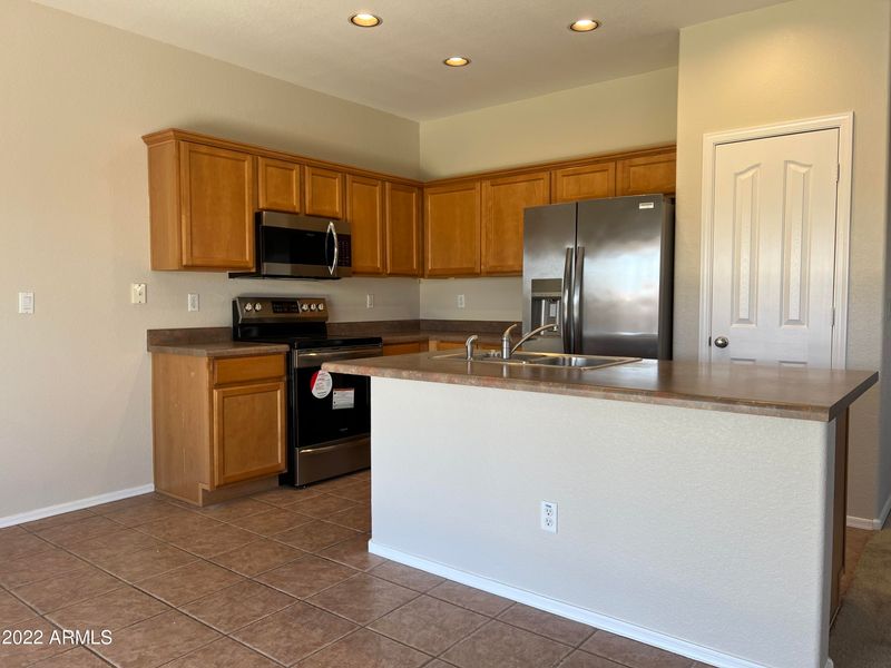6605 W Range Mule Dr, Phoenix, AZ 85083