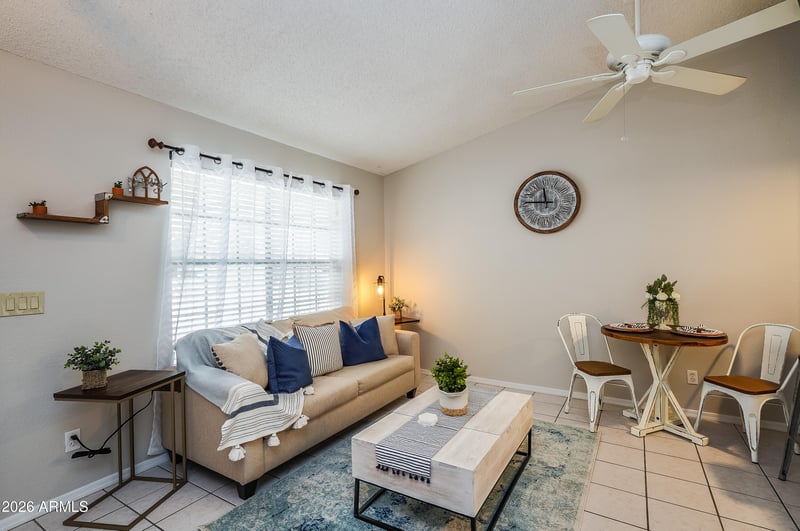 6606 W Kingston Ln, Glendale, AZ 85306
