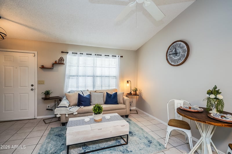 6606 W Kingston Ln, Glendale, AZ 85306