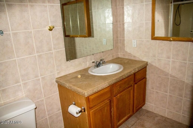 6607 44th Ave, Glendale, AZ 85301