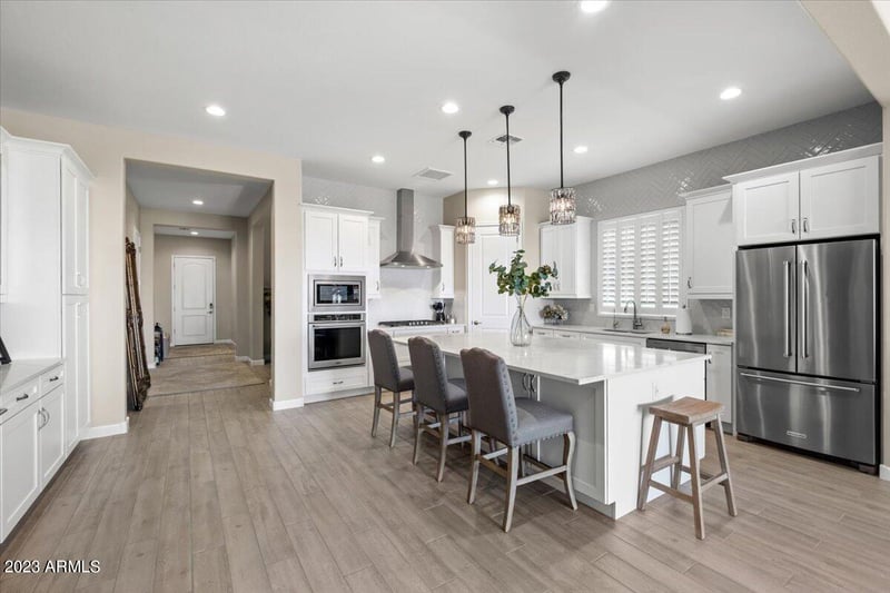 6607 Libby St, Phoenix, AZ 85054