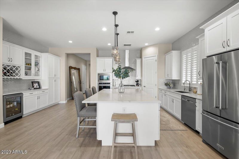 6607 Libby St, Phoenix, AZ 85054