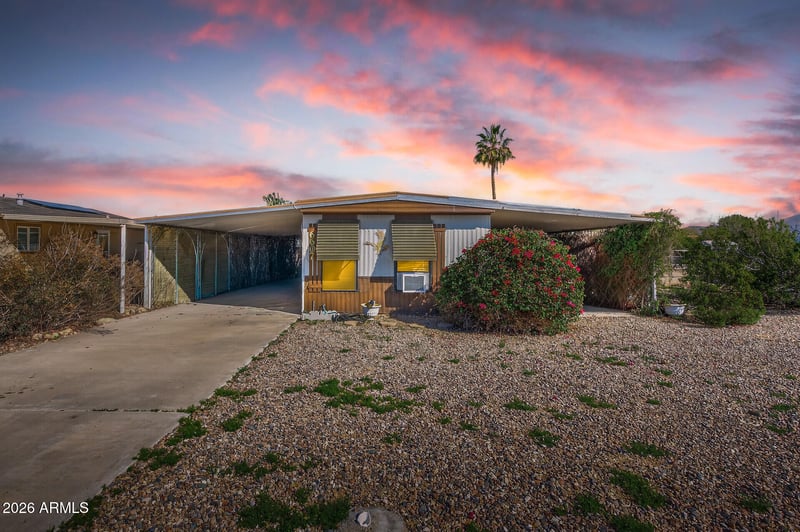 6607 W Camino De La Campana Ave, Glendale, AZ 85308