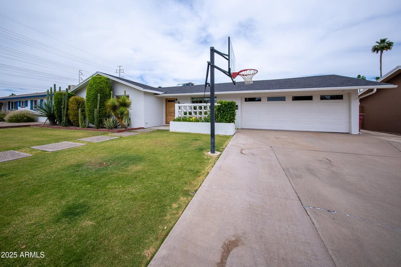6608 Lewis Ave, Scottsdale, AZ 85257