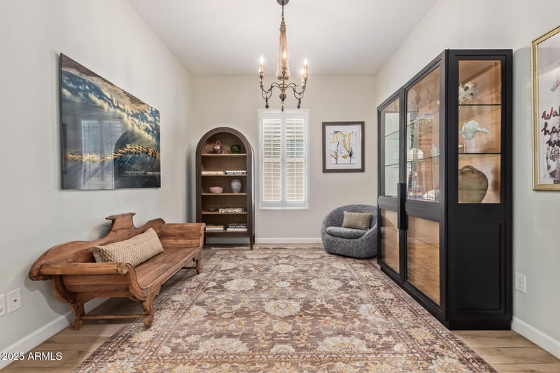 6608 Libby St, Phoenix, AZ 85054