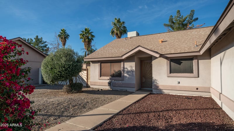 6608 Phelps Rd, Glendale, AZ 85306