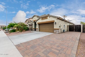 6608 Saguaro Park Ln, Glendale, AZ 85310