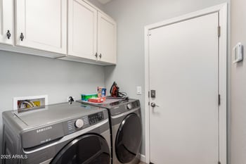 6608 Saguaro Park Ln, Glendale, AZ 85310