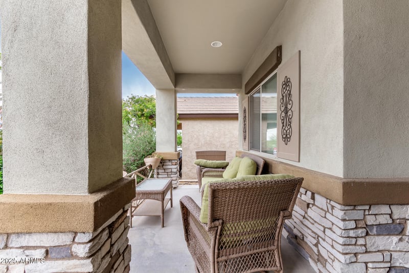 6608 Saguaro Park Ln, Glendale, AZ 85310