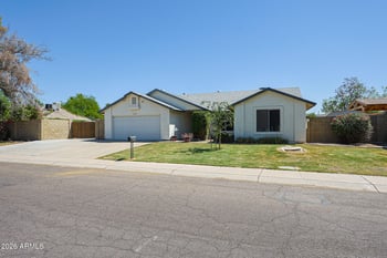 6609 82nd Ave, Glendale, AZ 85303