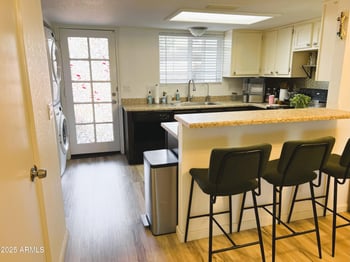 6609 Jamaica Dr, Glendale, AZ 85306
