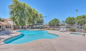 6609 Jamaica Dr, Glendale, AZ 85306