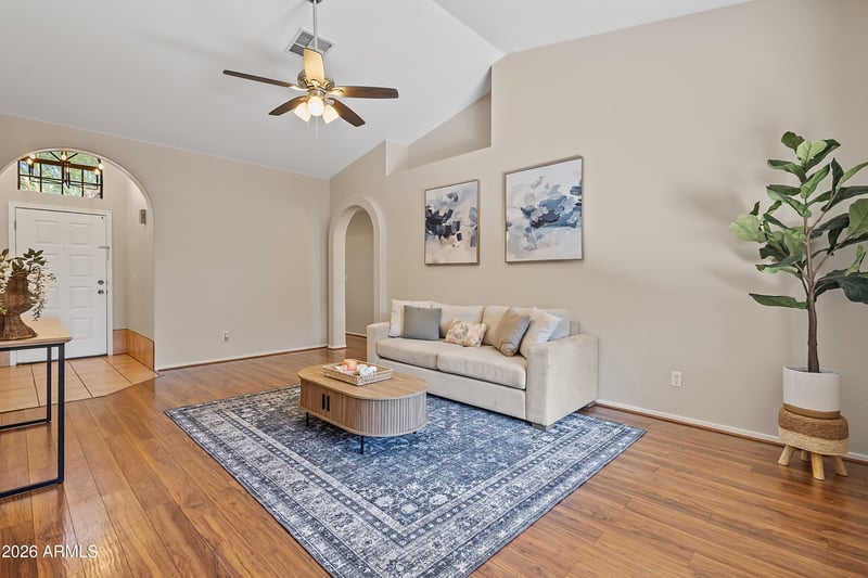 6609 N 85th Dr, Glendale, AZ 85305