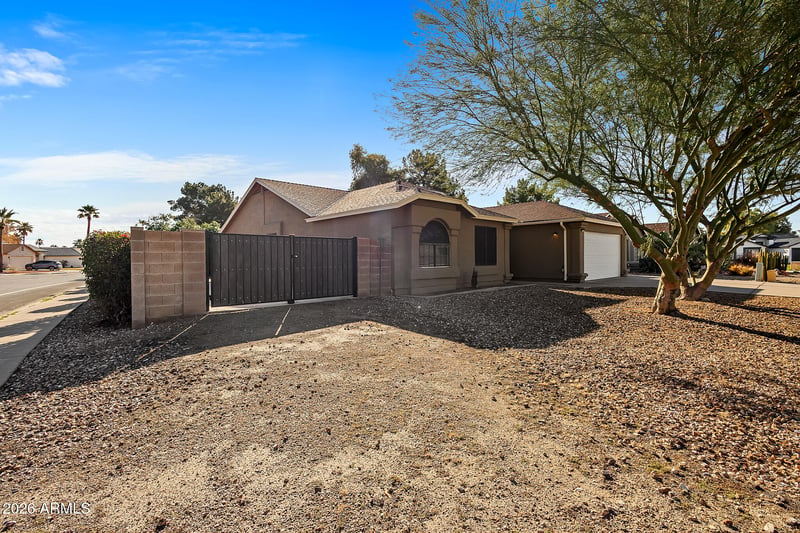 6609 N 85th Dr, Glendale, AZ 85305