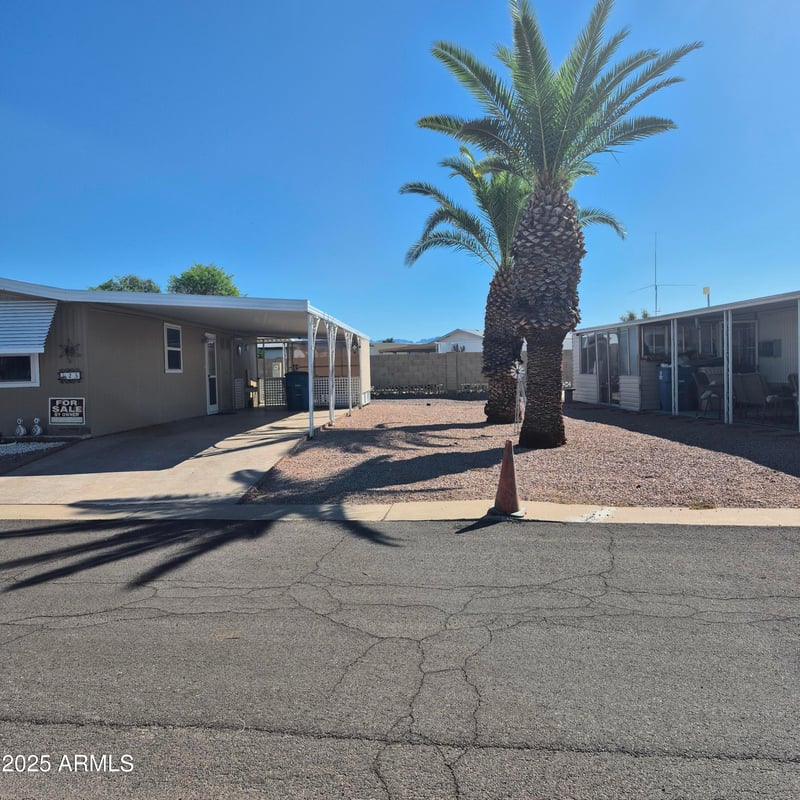 661 Hawes Rd #25, Mesa, AZ 85208
