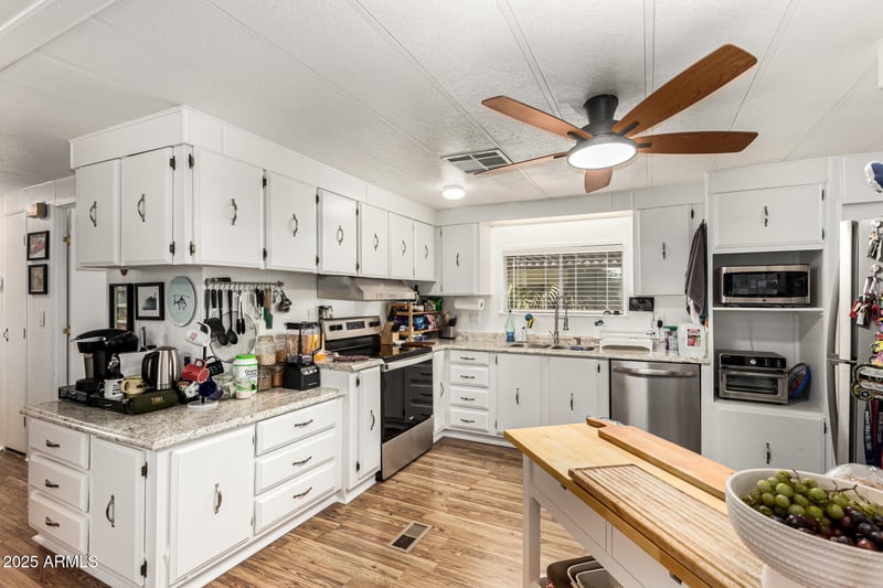 661 Hawes Rd #52, Mesa, AZ 85208