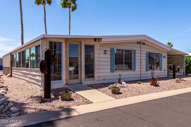661 Hawes Rd #81, Mesa, AZ 85208