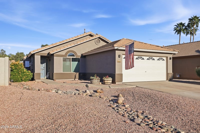 661 Joshua Tree Ln, Gilbert, AZ 85234