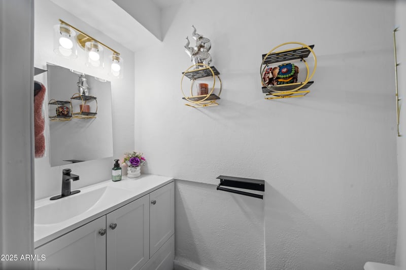 6610 43rd Ave, Glendale, AZ 85301