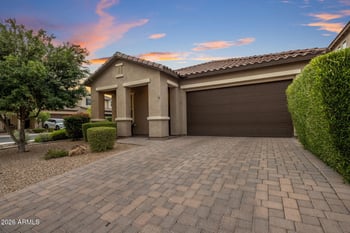 6610 Marisa Ln, Phoenix, AZ 85054