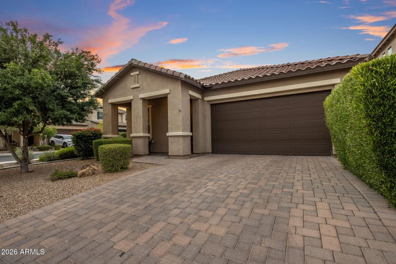 6610 E Marisa Ln, Phoenix, AZ 85054