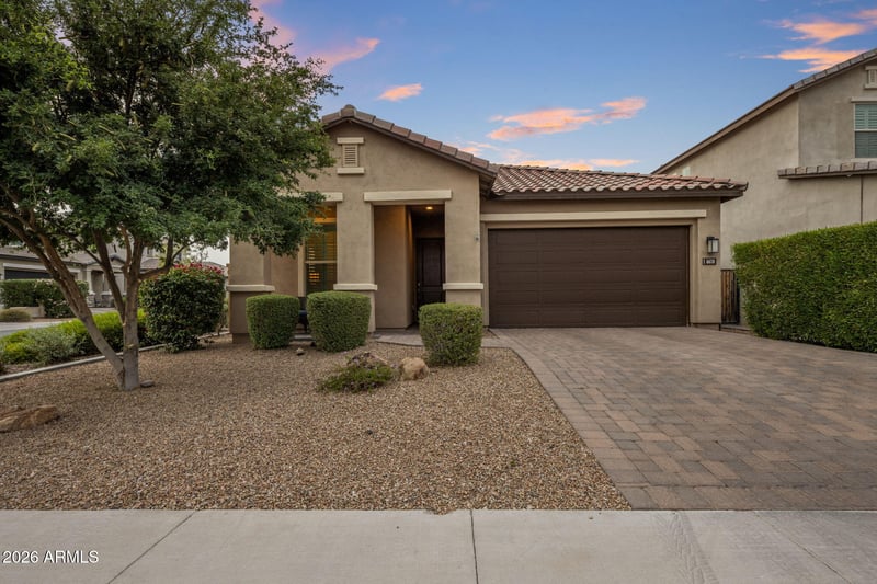 6610 E Marisa Ln, Phoenix, AZ 85054