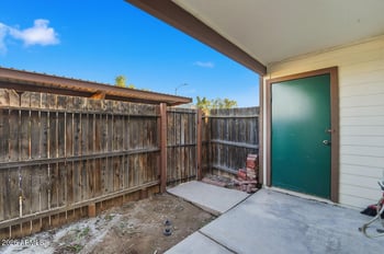 6610 Kingston Ln, Glendale, AZ 85306