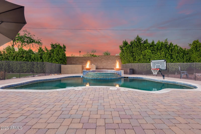 6610 Leiber Pl, Glendale, AZ 85310