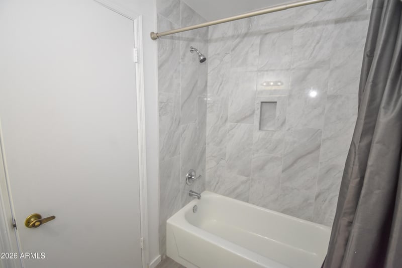 6610 Kingston Ln, Glendale, AZ 85306