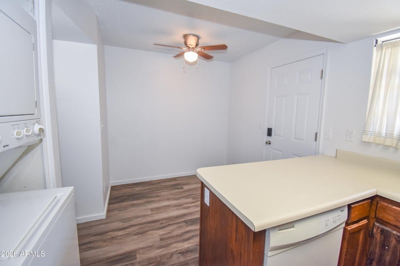 6610 Kingston Ln, Glendale, AZ 85306