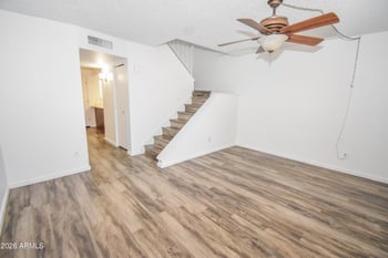 6610 Kingston Ln, Glendale, AZ 85306