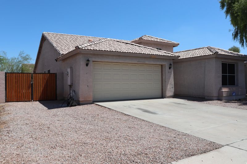 6611 S 18th Ln, Phoenix, AZ 85041