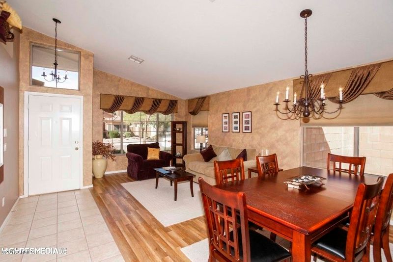 6611 W Prickly Pear Trl, Phoenix, AZ 85083