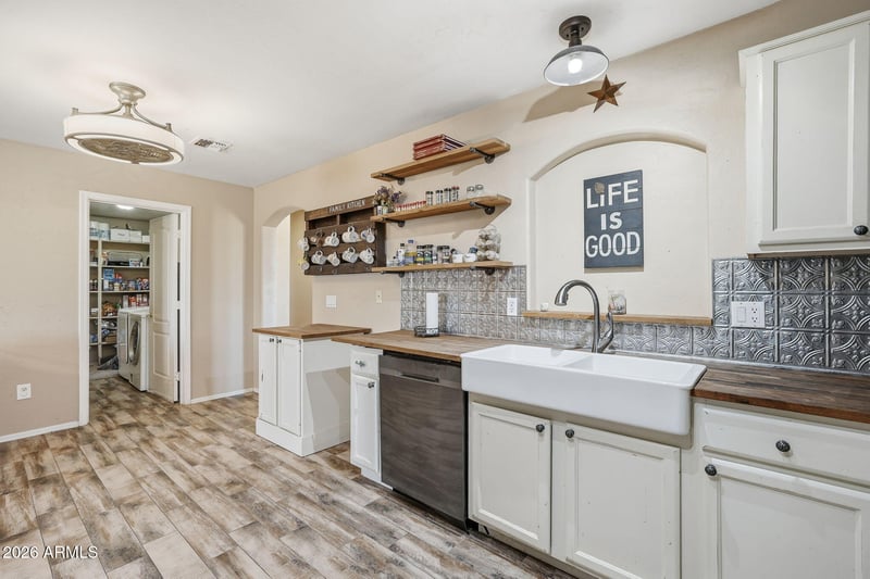 6612 Fox Hollow Ln, San Tan Valley, AZ 85140