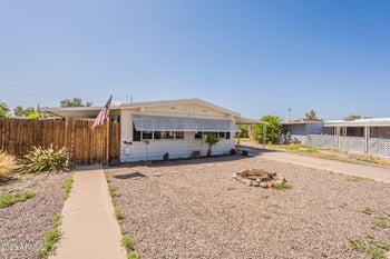6612 Mission Ln, Glendale, AZ 85302