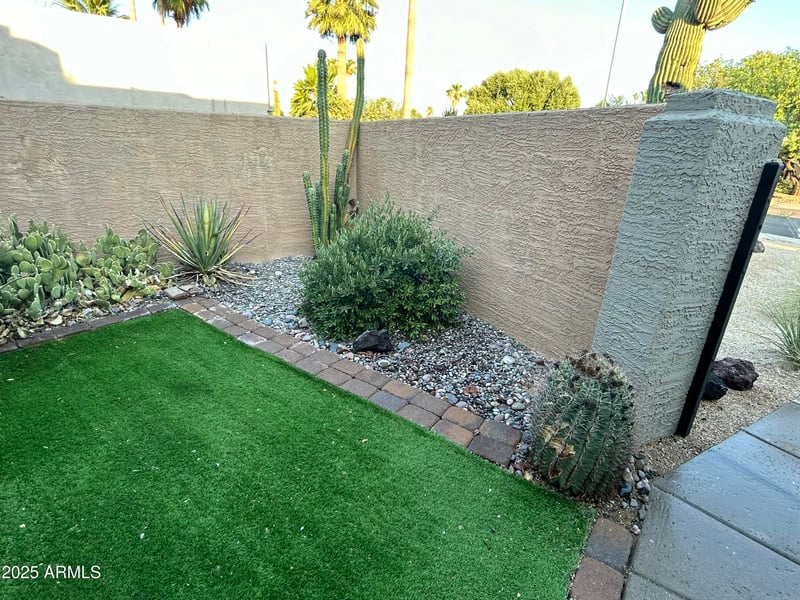 6614 Juniper Ave, Scottsdale, AZ 85254