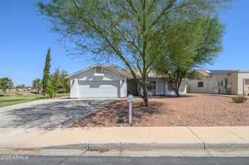 6614 Mountain View Rd, Glendale, AZ 85302