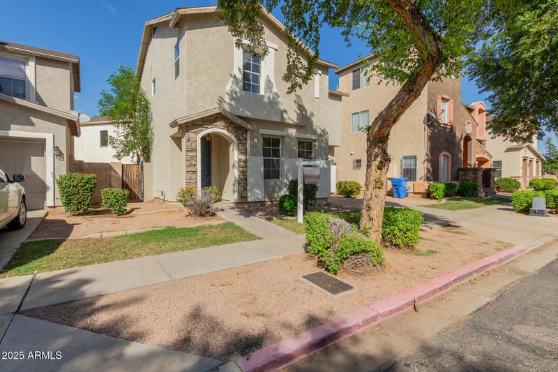6614 Polk St, Phoenix, AZ 85043