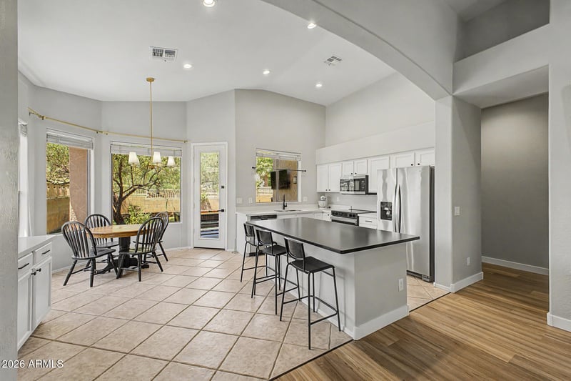 6614 Tether Trl, Phoenix, AZ 85083