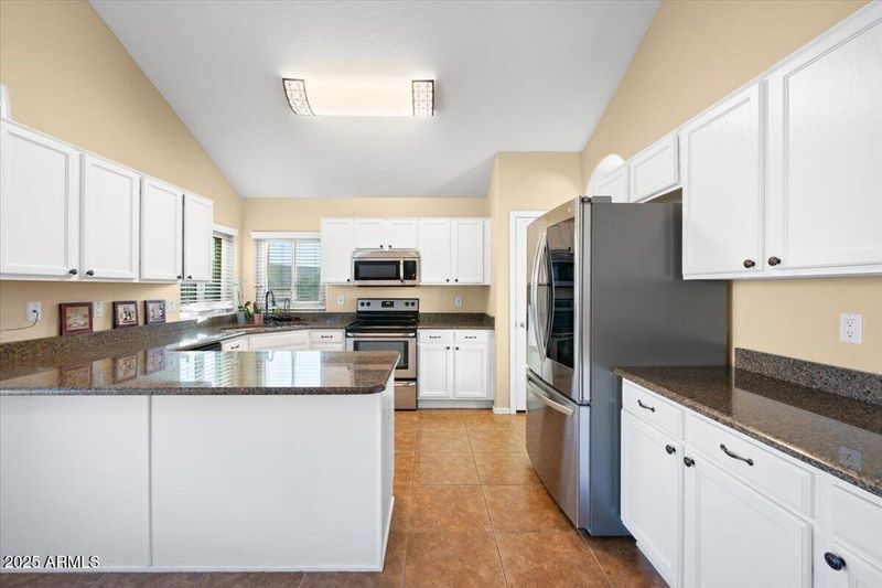6615 W Lariat Ln, Phoenix, AZ 85083