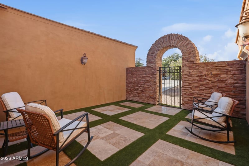 6615 Leiber Pl, Glendale, AZ 85310