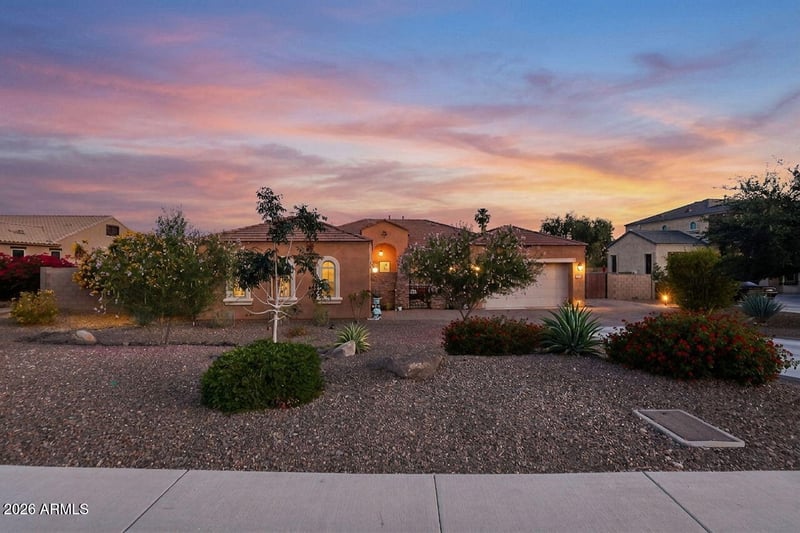 6615 Leiber Pl, Glendale, AZ 85310