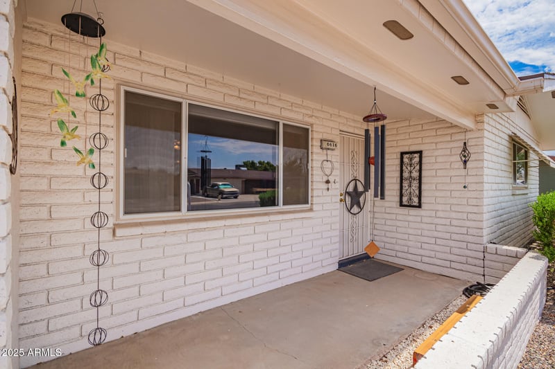 6616 Des Moines St, Mesa, AZ 85205