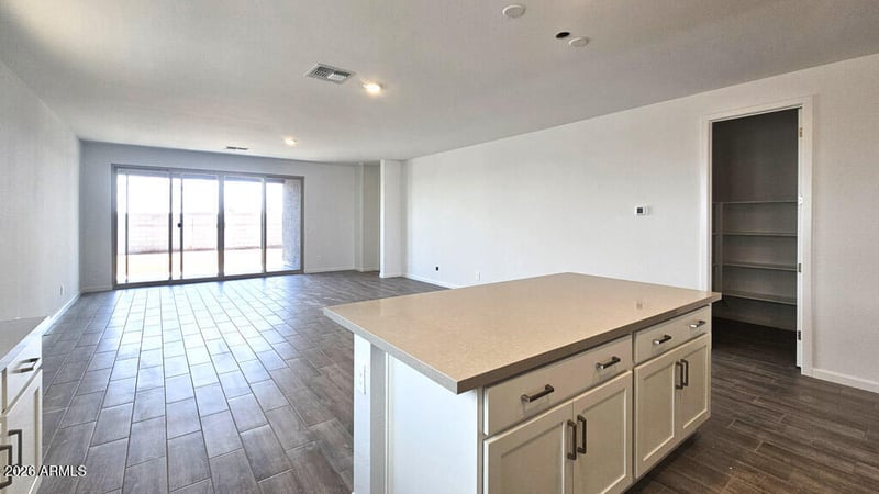 6617 Fiddleneck Way, San Tan Valley, AZ 85143