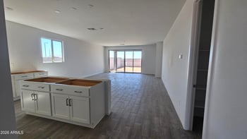 6617 Fiddleneck Way, San Tan Valley, AZ 85143